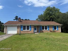 featured image of 411 Greenbriar Dr