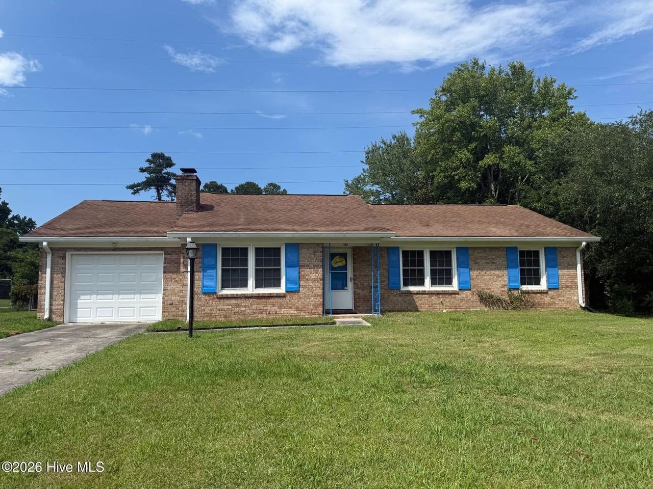 411 Greenbriar Dr - Photo 6 of 13