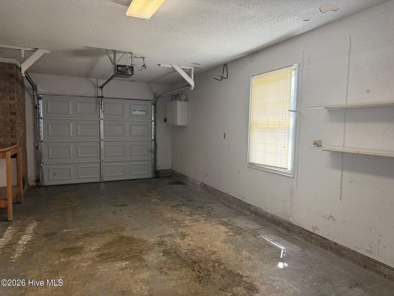 411 Greenbriar Dr - Photo 7 of 13