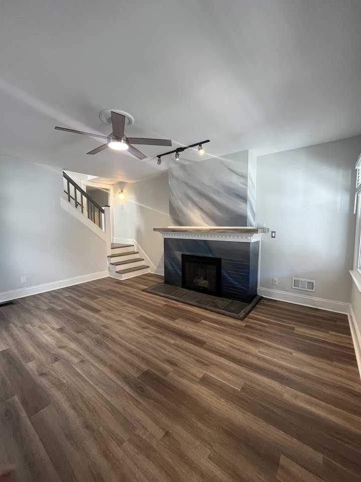 432 Virginia Ave #1 - Photo 3 of 26