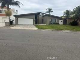 featured image of 3903 Via Del Campo