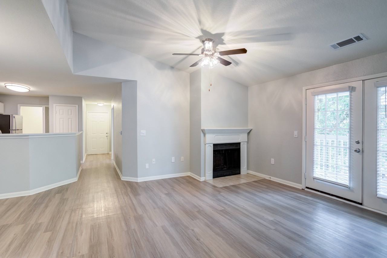 Marina Pointe - Photo 2 of 25