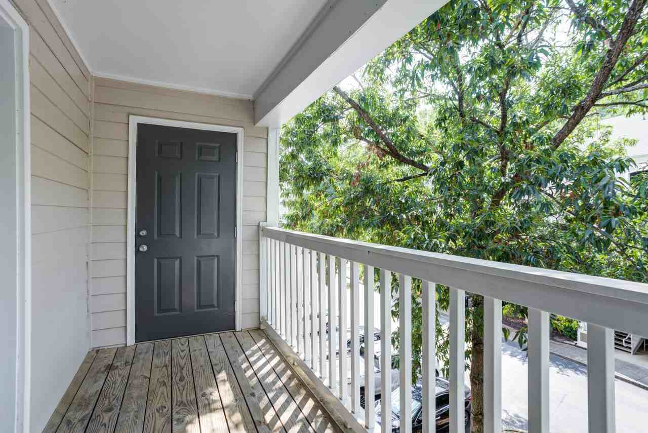Marina Pointe - Photo 5 of 25