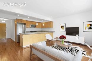 400 15th St #3C - Photo 1 of 1