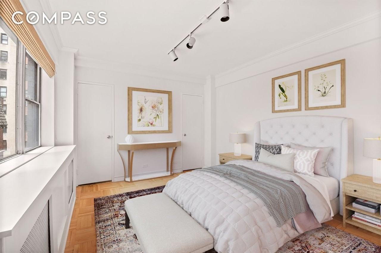 40 E 78th St #6B - Photo 3 of 10
