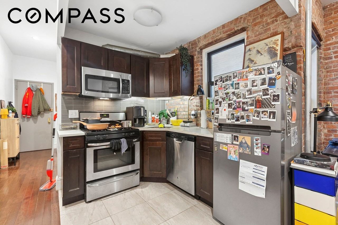 445 Rogers Ave #1LR - Photo 2 of 7
