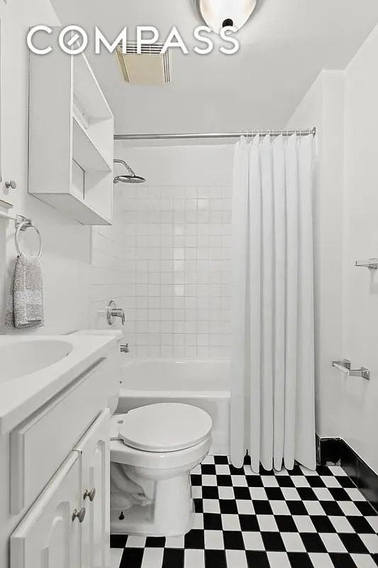 1125 Dean St #4R - Photo 5 of 5