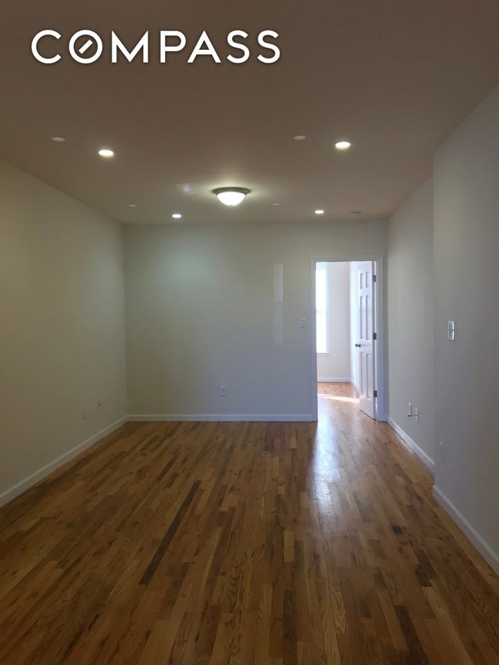 247 58th St #3R - Photo 3 of 7
