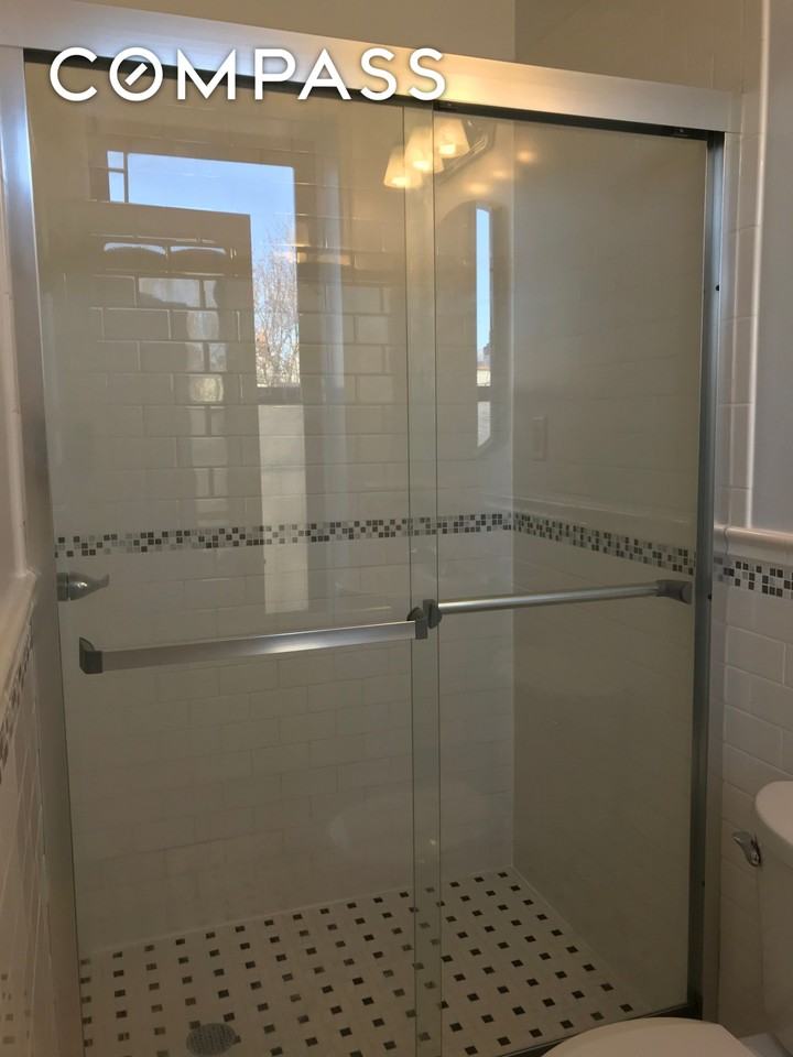 247 58th St #3R - Photo 5 of 7