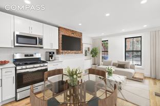 578 Bainbridge St - Photo 1 of 1