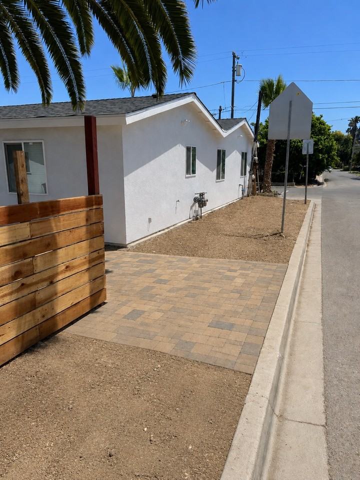 249 Avenida De La Plz - Photo 4 of 20