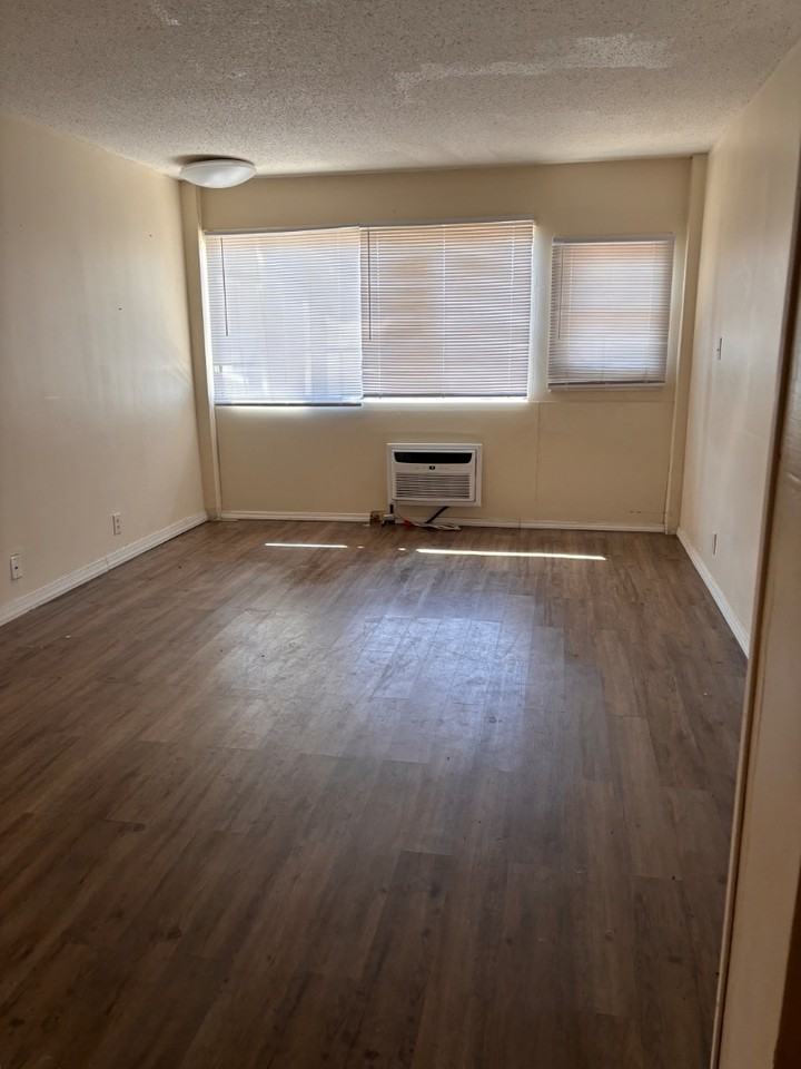 Chestnut Creek Apartments - Photo 2 of 5