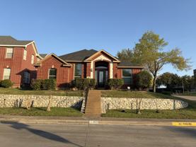 1827 Mystic St - Photo 1 of 1
