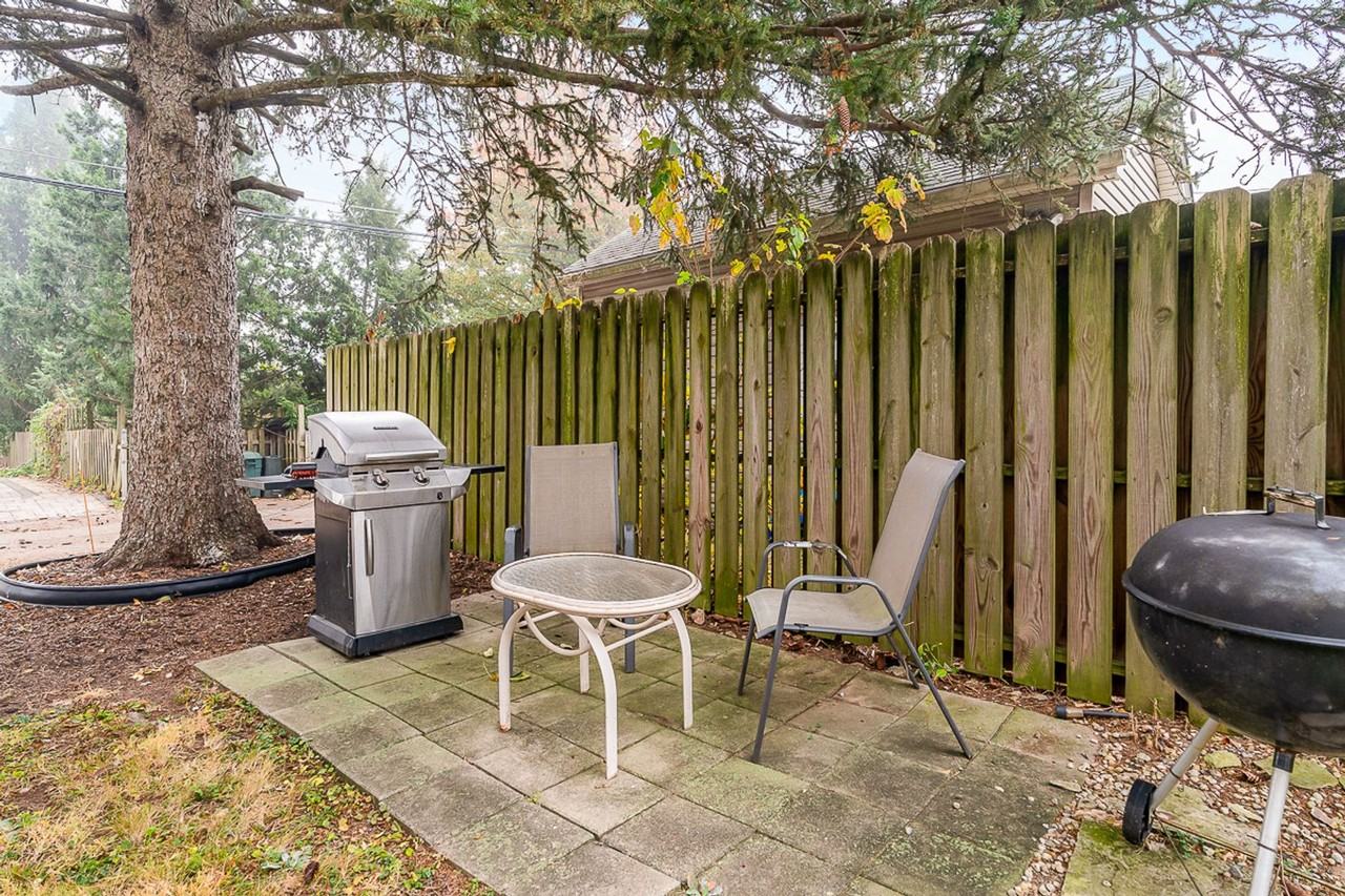 872 Copeland Rd #874 - Photo 3 of 4