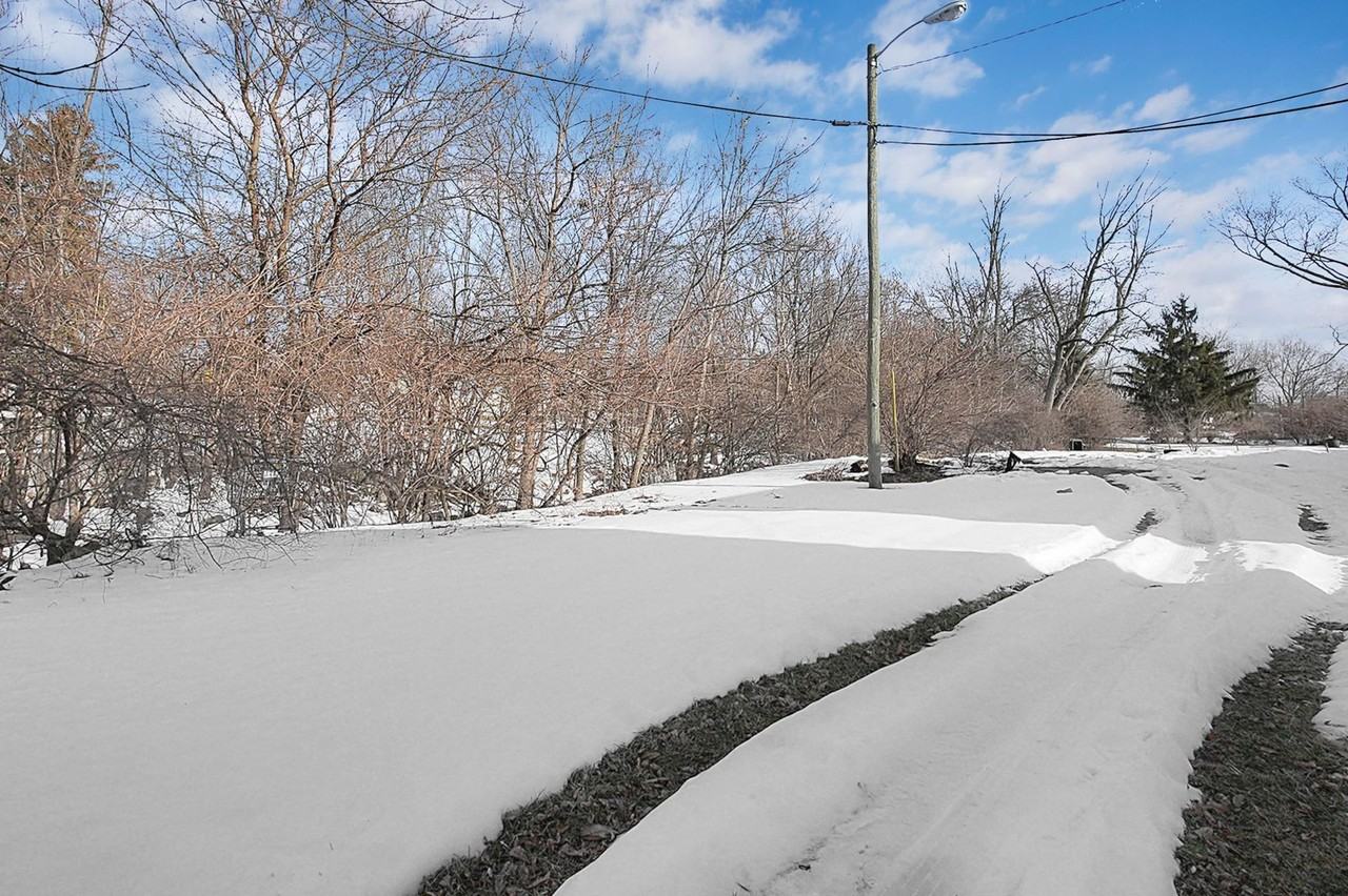 180 N Sylvan Ave #H - Photo 6 of 15