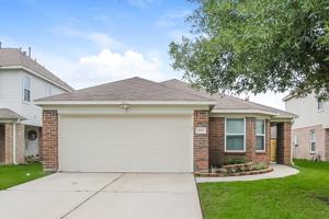 featured image of 4843 Fair Oak Dale Ln