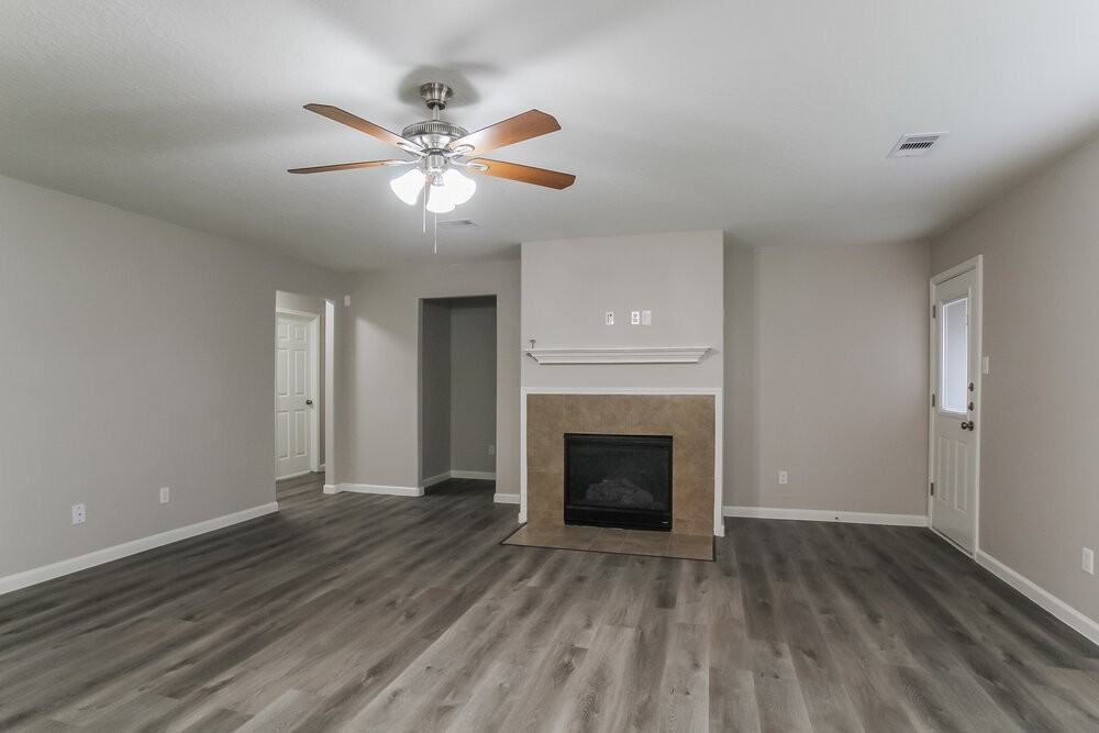 4843 Fair Oak Dale Ln - Photo 4 of 16