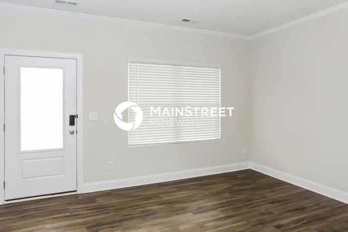 2136 Moselle Dr - Photo 6 of 17