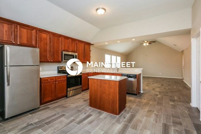 1504 Wickham Dr - Photo 6 of 16