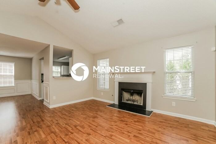 5030 Deer Brook Trl - Photo 5 of 17