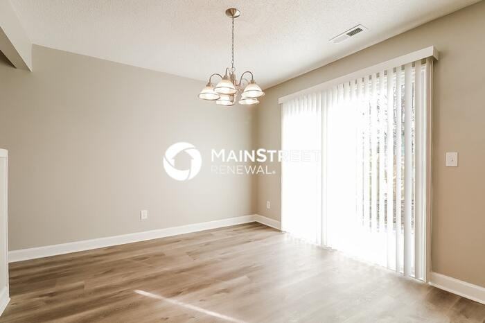 2933 Trassacks Dr - Photo 6 of 16