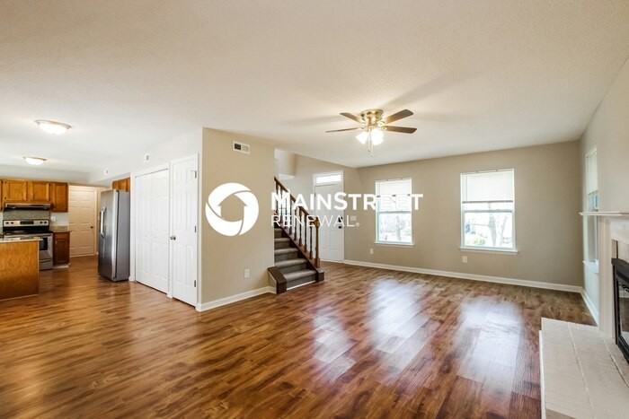 3916 Armitage Dr - Photo 5 of 17