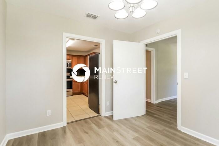 6348 Fabian Dr - Photo 7 of 16