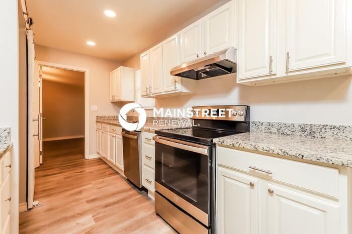450 Millwood Ln - Photo 6 of 16