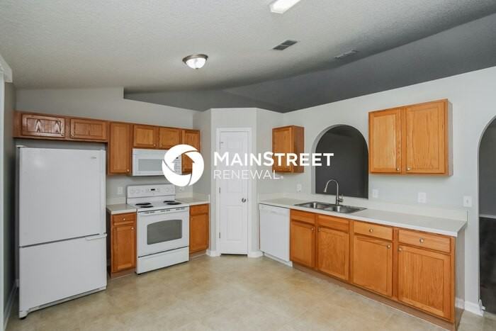 590 Truman St Sw - Photo 7 of 15