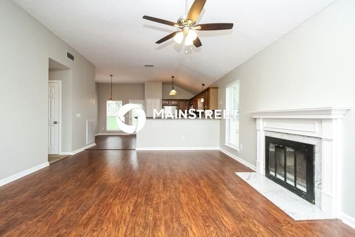 818 Carmen Way - Photo 4 of 16