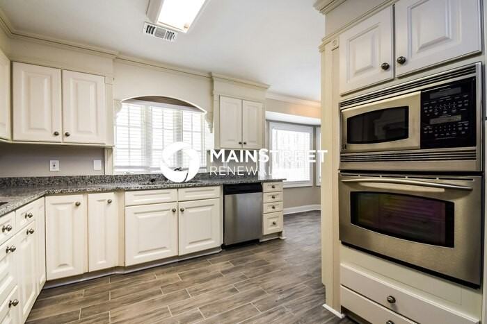 154 Old Norton Rd - Photo 7 of 16