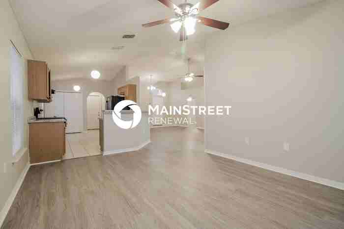 13951 Econ Woods Ln - Photo 3 of 16