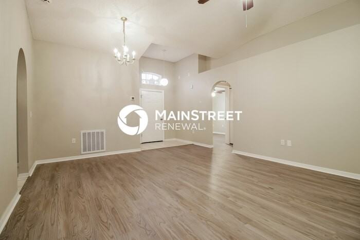 13951 Econ Woods Ln - Photo 4 of 16