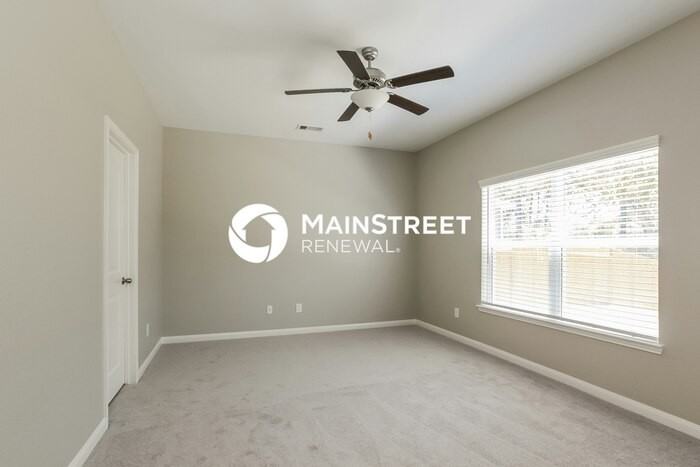 23051 Bellini Dr - Photo 6 of 16