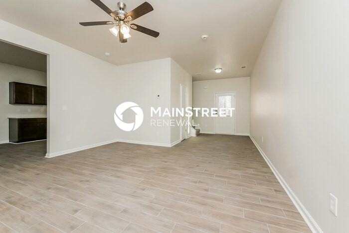 1470 Persimmon Trce - Photo 5 of 17