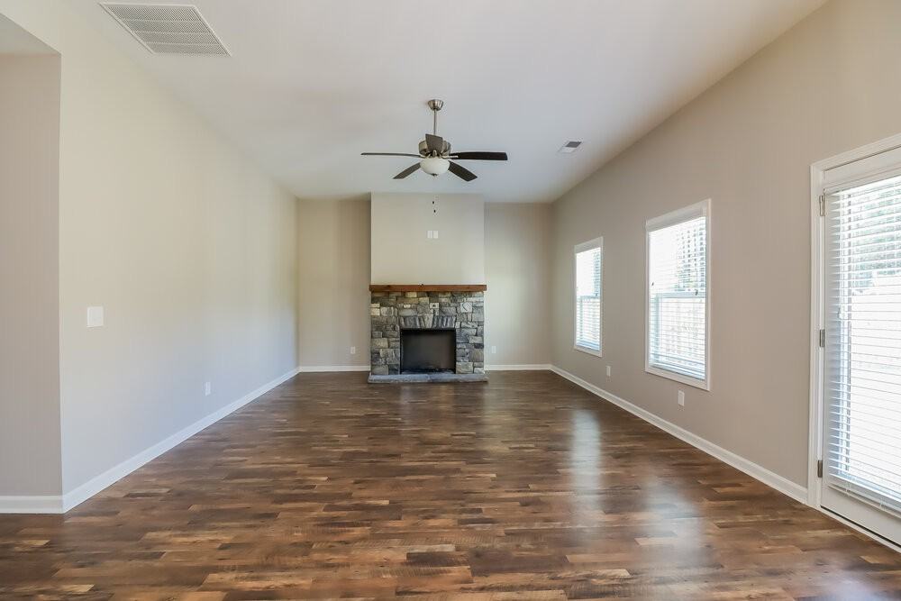 356 Webster Lake Dr - Photo 4 of 16