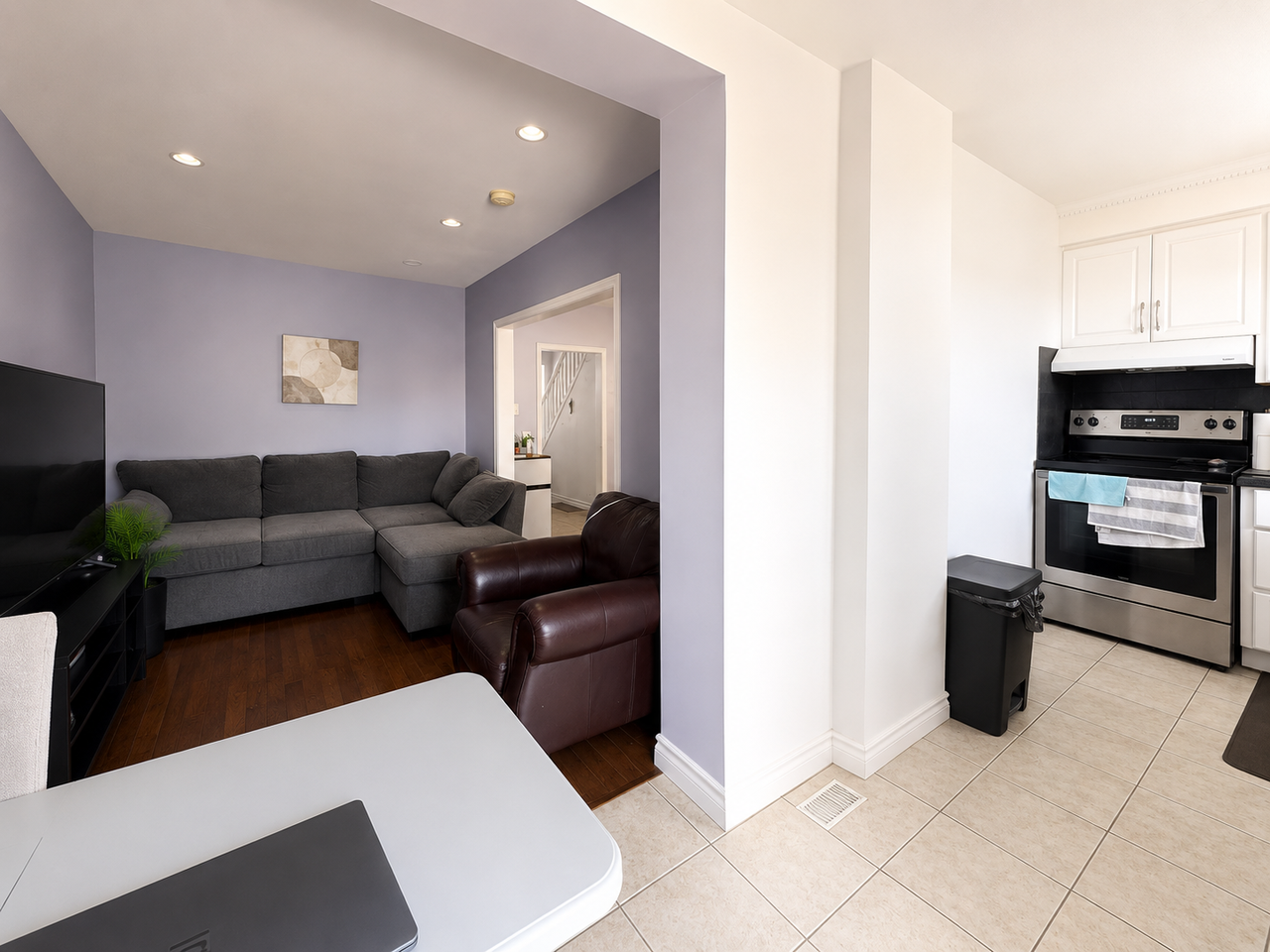322 Blackthorn Avenue #1 - Photo 6 of 9