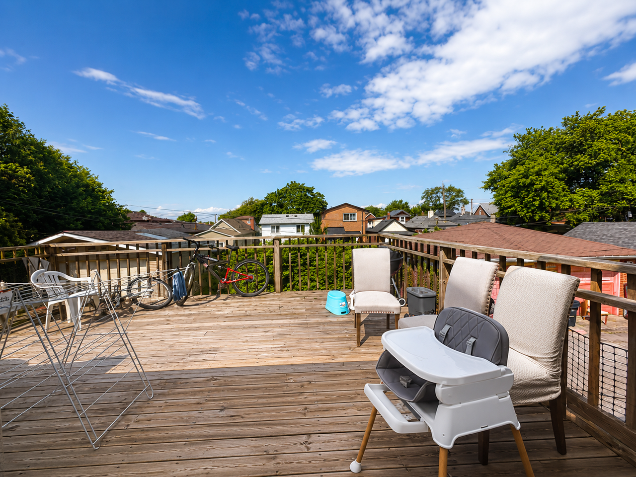 322 Blackthorn Avenue #1 - Photo 3 of 9