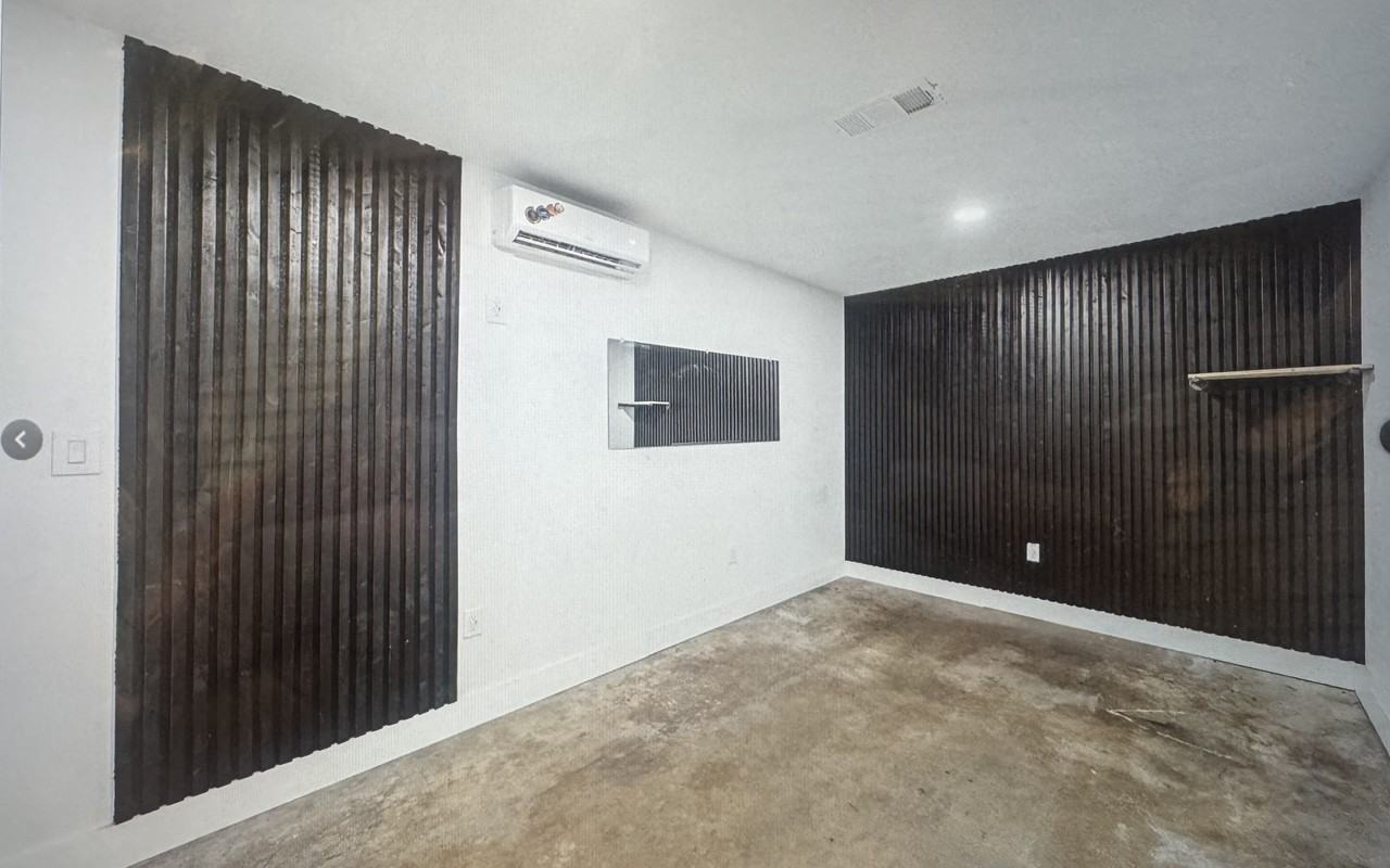 928 Duty Ave #1 - Photo 2 of 14