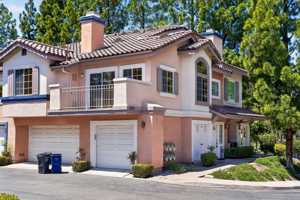 featured image of 11921 Tivoli Park Row #1