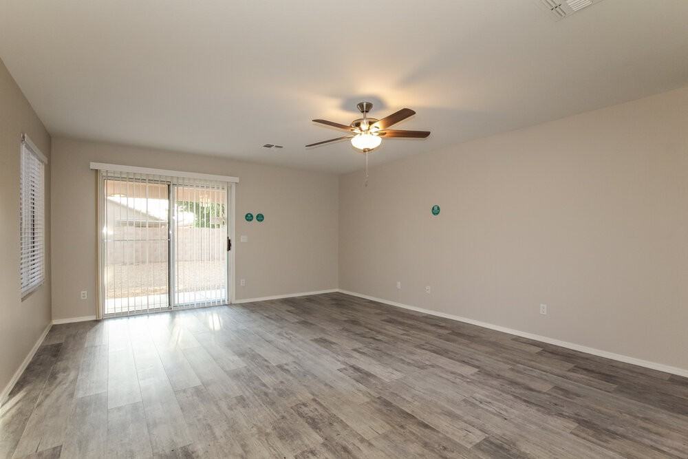 24620 N 38th Ln - Photo 4 of 16