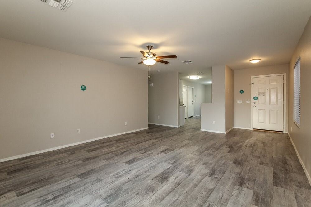 24620 N 38th Ln - Photo 5 of 16