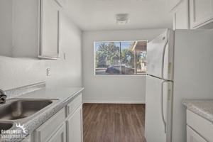 featured image of 2209 W Belmont Ave #5