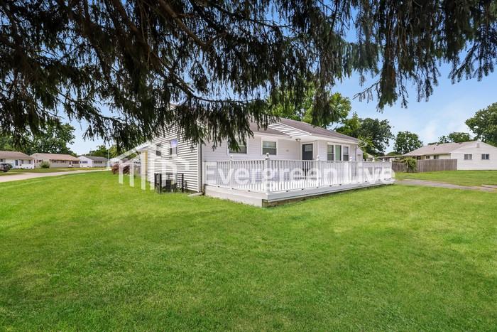 1641 Edendale Rd - Photo 2 of 15