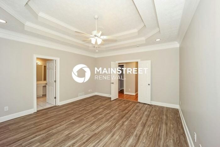 205 Lawn Market - Photo 7 of 14