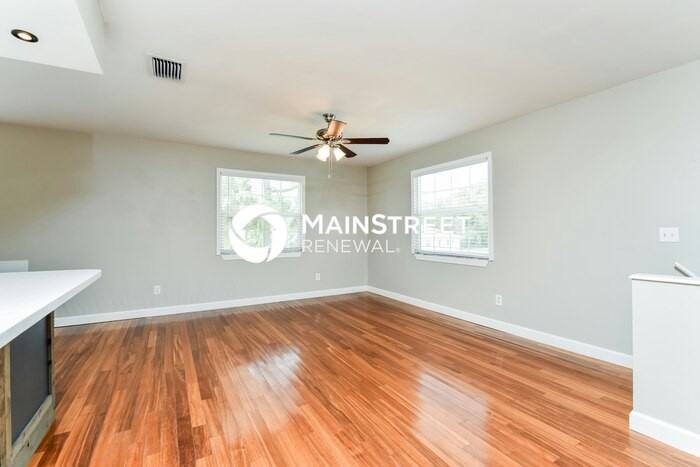 8066 Matanzas Rd - Photo 5 of 17
