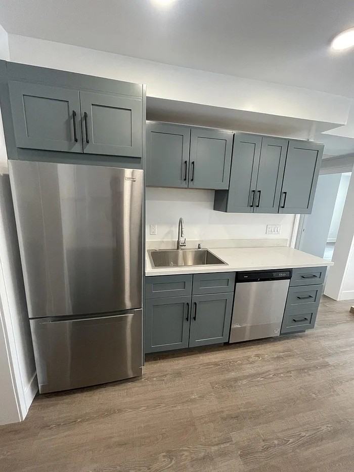 1874 Donner Ave #1874 - Photo 4 of 10