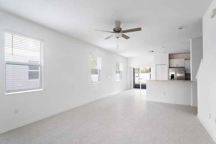38139 Fallstone Way - Photo 7 of 50