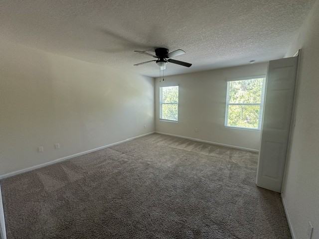921 Capitol Pkwy - Photo 7 of 12