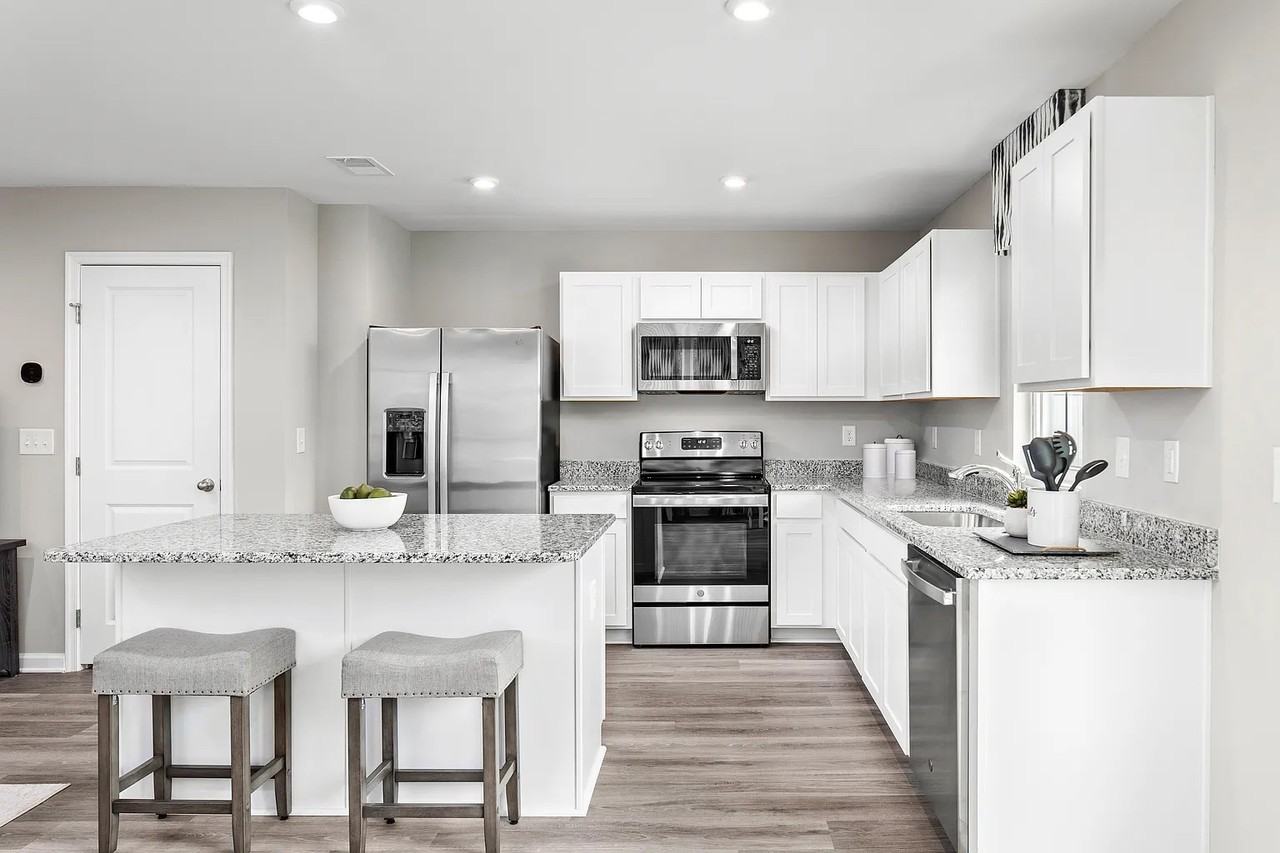 6862 Tarik Ln - Photo 2 of 15